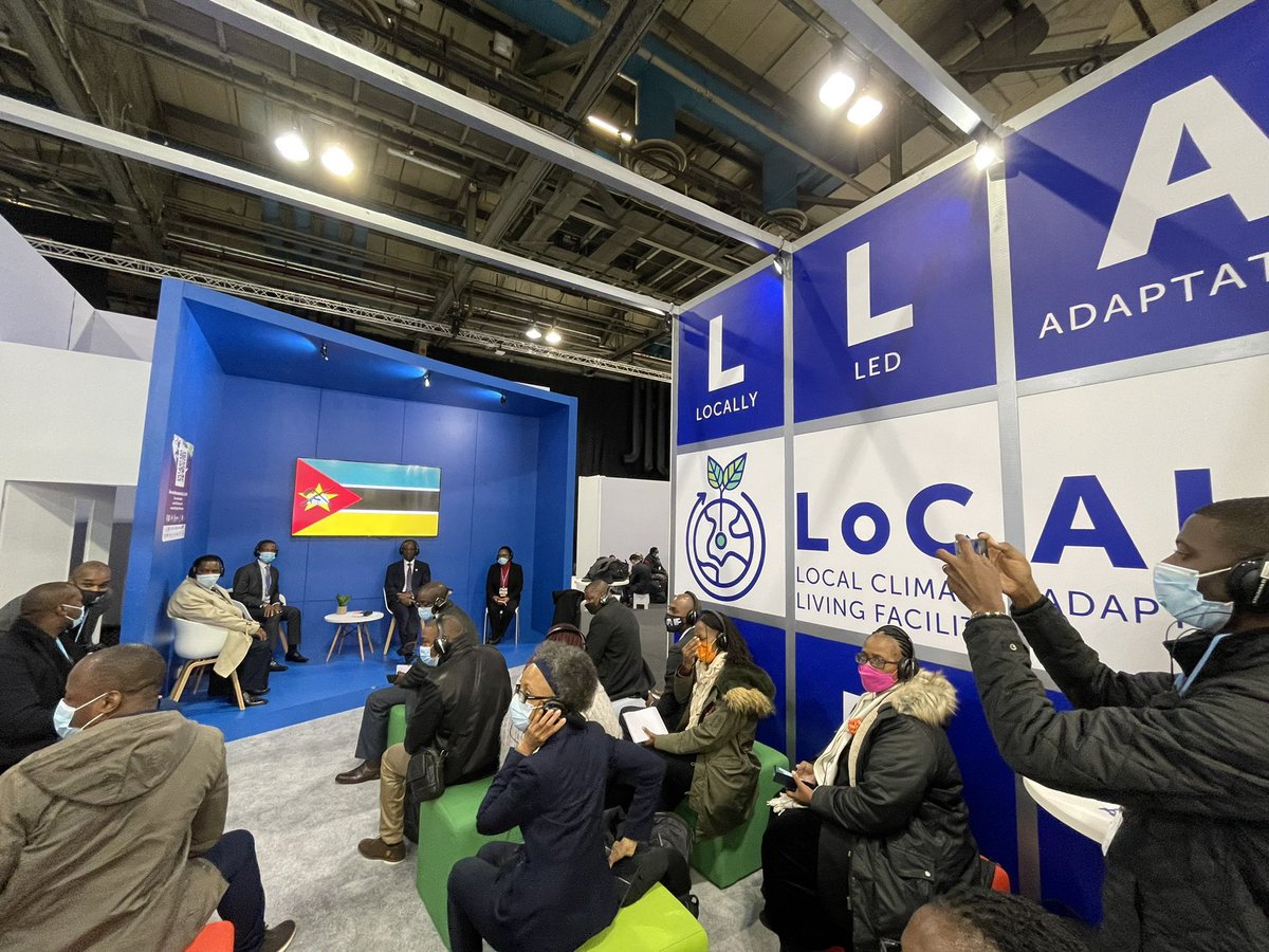 ONUMocambique's tweet photo. #AconteceAgora Primeiro-Ministro de #Mozambique dá conferência de imprensa no #LLAHub @UNCDF e partilha detalhes da atualização da Contribuição Nacionalmente Determinada do país

🇲🇿 possui um dos maiores portfolios do @UNCDFLoCAL e é líder em #ClimateAdaptation entre #LDCs https://t.co/Mi8Fkqzkhl