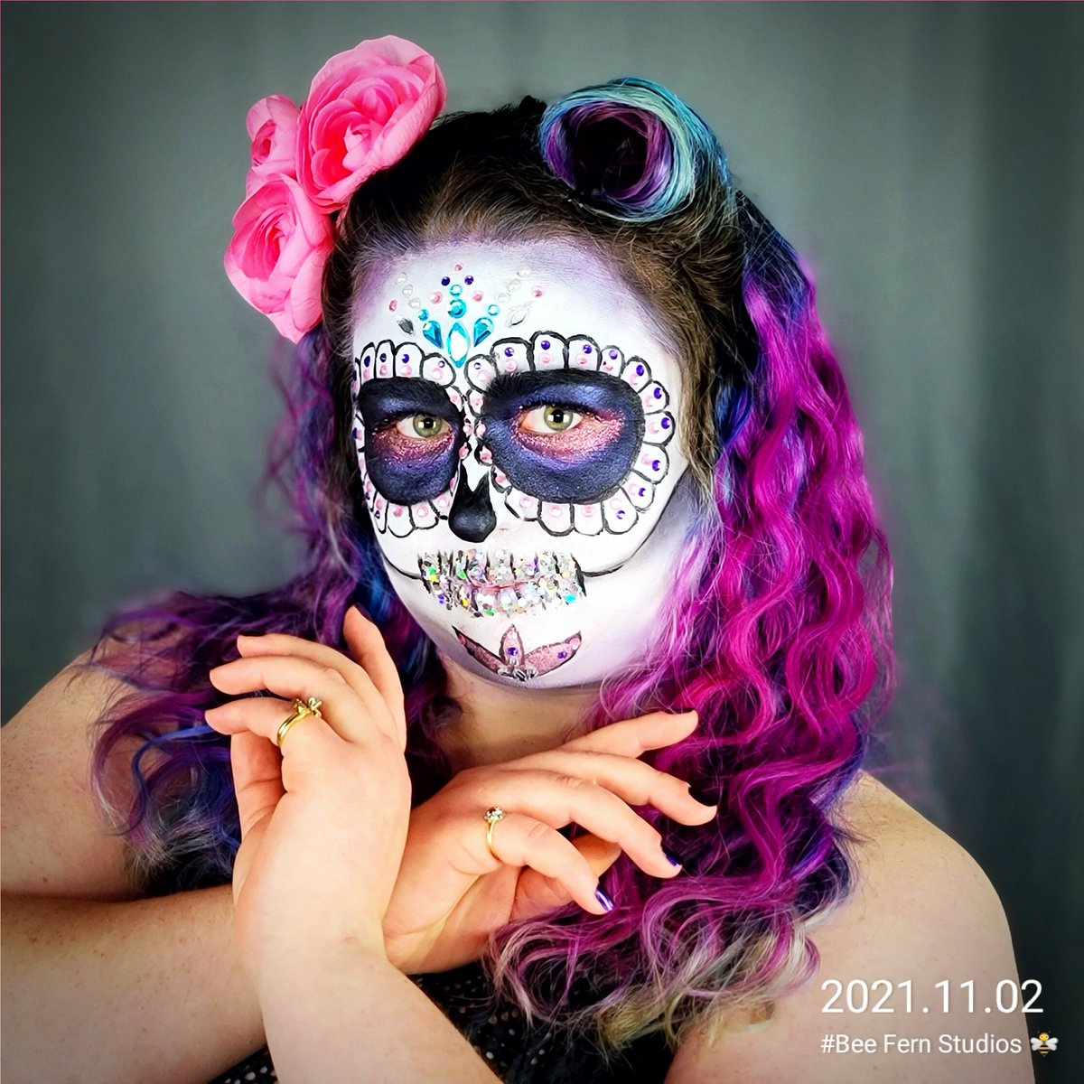 BeeFern9175's tweet photo. #DiaDeLosMuertos #beefernstudios #beautiful https://t.co/k5bRlXEXMw