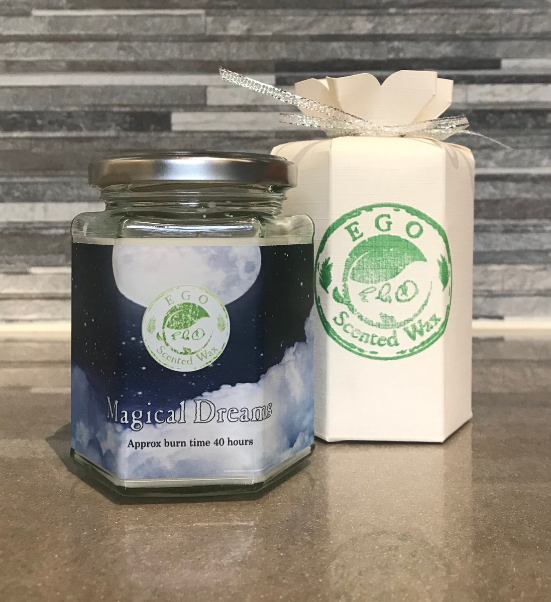 e_scented's tweet photo. Magical Dreams

Top – Cranberry Cherry, Strawberry Middle – Strawberry, Raspberry Sandalwood, Raspberry, Muguet, Lactones Base – Vanilla, Musk &amp; Amber.

https://t.co/yNcIRJQxCp

#magicaldreams https://t.co/MTvlWsqKSy