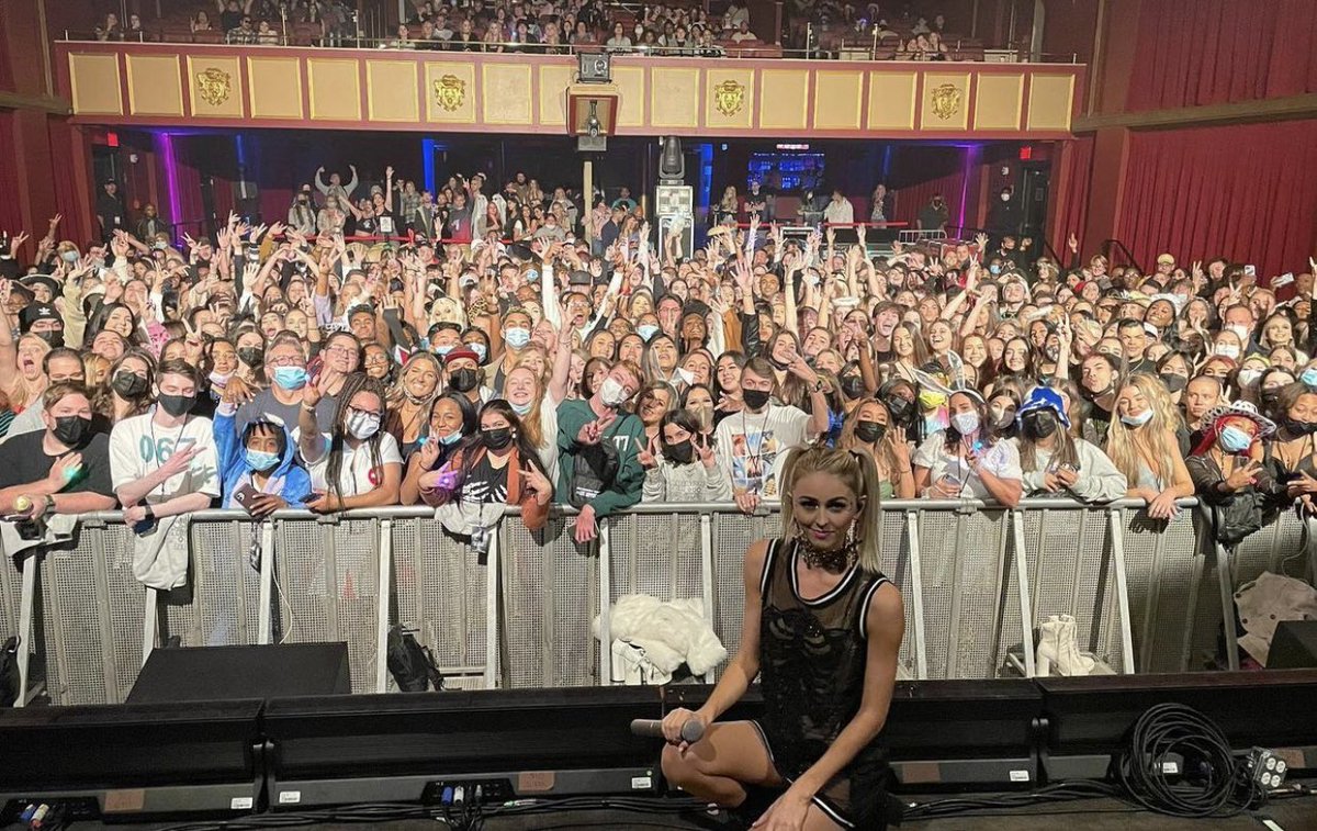 whytrybri's tweet photo. nooooo the fact half our go to was ✌🏼#LSTAtlanta https://t.co/GSUbKTvw93