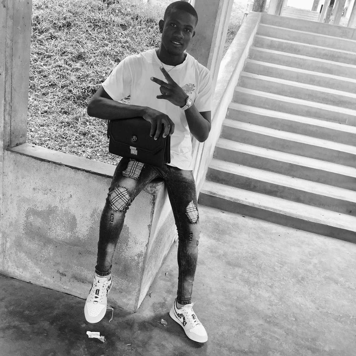 FrankLorel's tweet photo. Je me bats pour mes objectifs ✨ https://t.co/q2PlyIlQO1