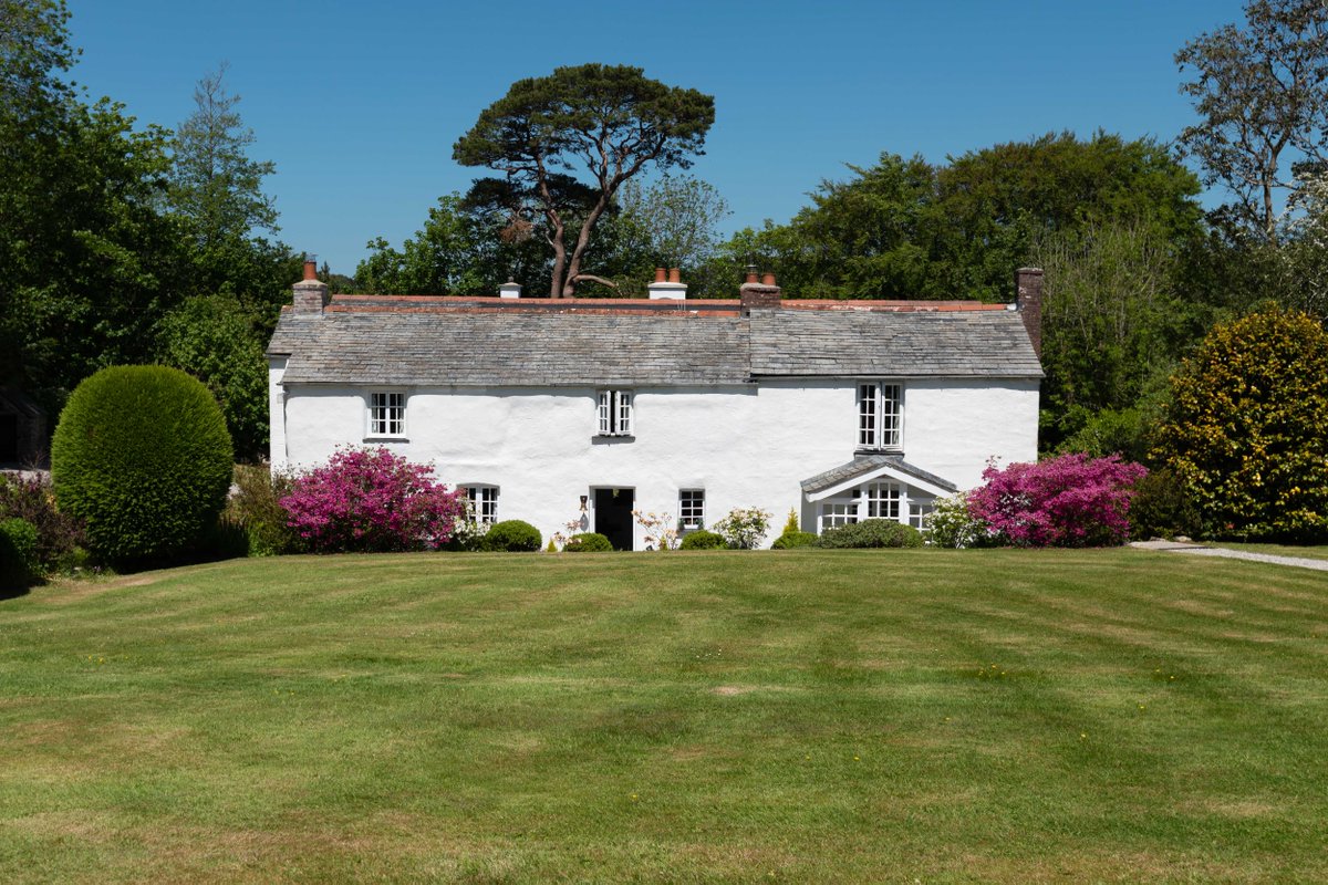 Congratulations to John Bray &amp; Partners Estate Agents LLP for their win at this year’s UK Property Awards in the Estate Agency Single Office Cornwall category - well done from all of us here at the IPA.
<a href="/JBandpartners/">John Bray Estates</a>