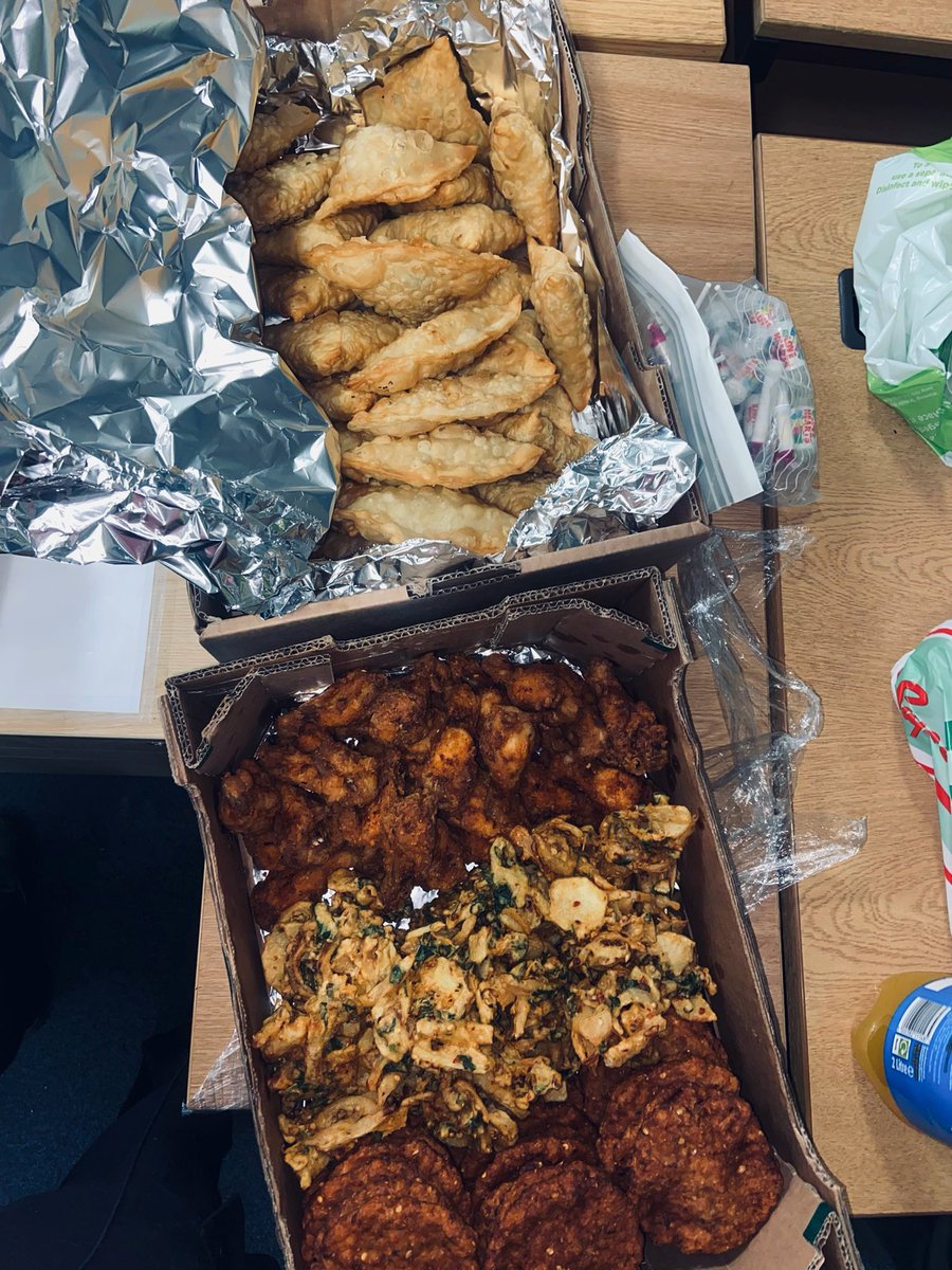 SmithswoodWMP's tweet photo. A #TeamRefs kind of night to say thank you and farewell to PC Hooper! 💙
It’s been amazing having you on the team! 👍😁
Massive thank you to PCSO Ali’s mom for making our day with all the wonderful food! 😍 https://t.co/WXgkT41V9p