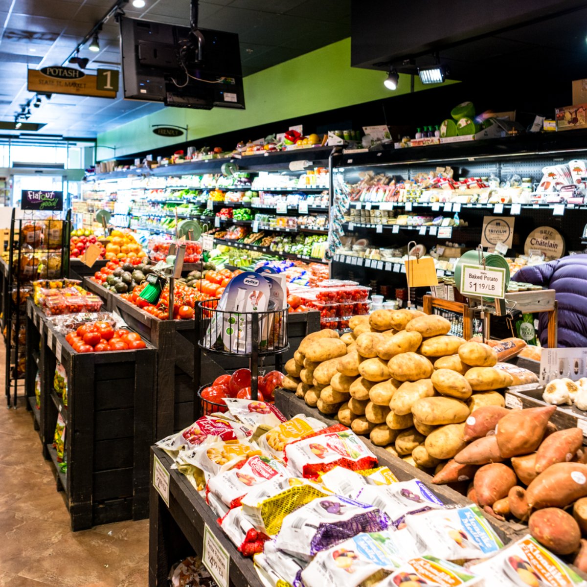 Fresh produce, meat, wine, and more -- we're Chicago's one-stop shop.
