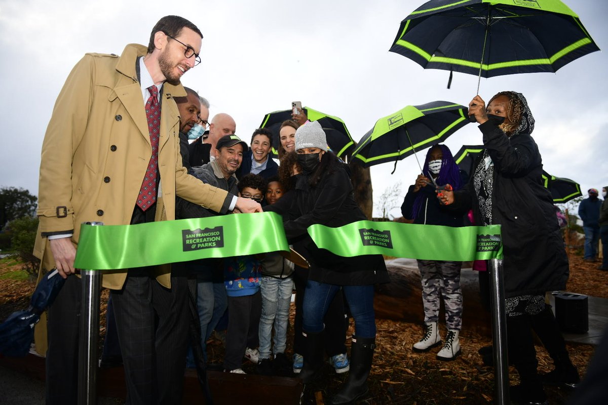 RecParkSF's tweet image. Children scrambled over boulders, crawled into a kid-sized tunnel in a hollow tree, and perched atop repurposed logs yesterday following a ribbon cutting at the city’s Nature Exploration Area at Heron’s Head Park!