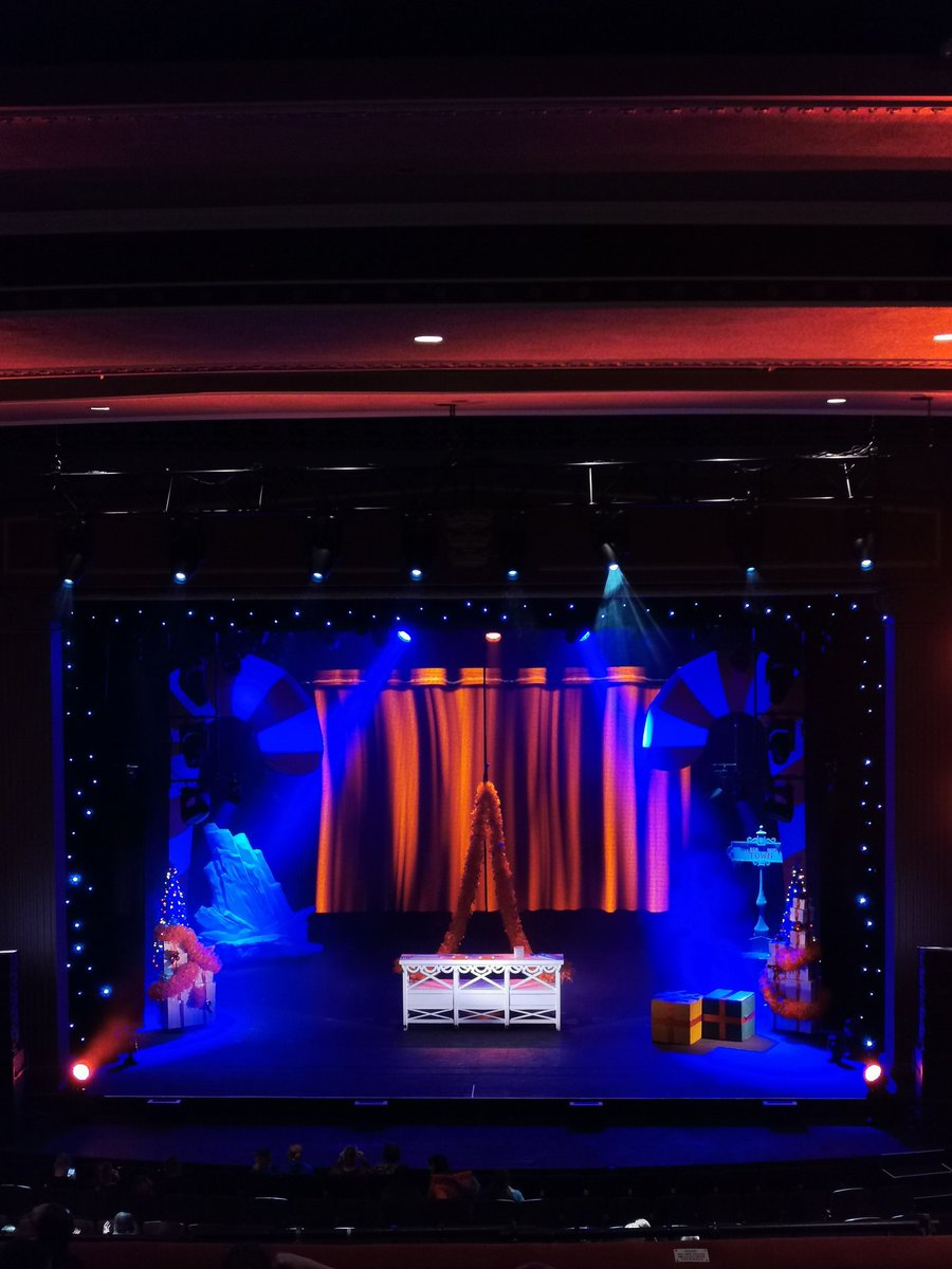 VMH2121's tweet photo. Thank you @NorthcottSchool for the @NewTheatreHull tickets 2nite.
We are very grateful. From Harvey Slack 😊 https://t.co/C34D2b7Lrg