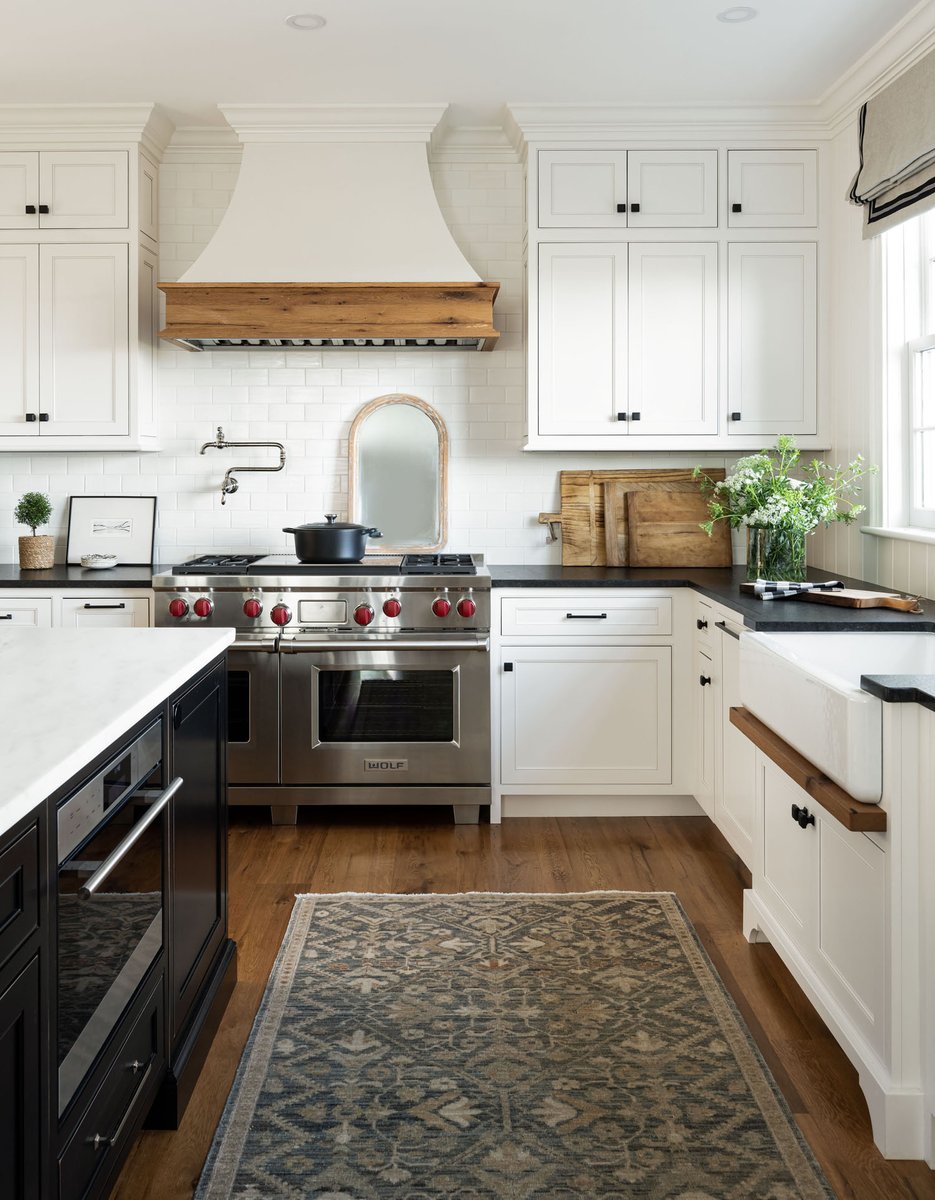 Clarke Showrooms tweet media