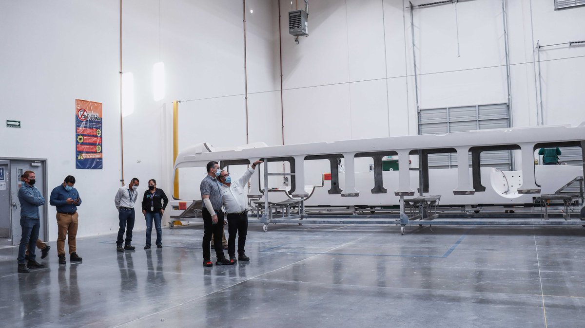 TPI_Composites's tweet photo. Jerry Lavine, TPI's President of Transportation, recently toured and met with associates at our transportation facility in Juarez, Mexico. #mytpi https://t.co/3pasuhlqwL