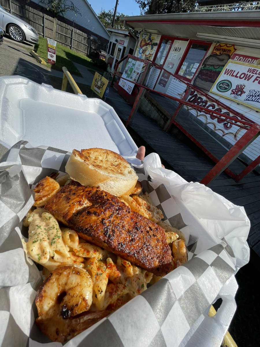 TreJan_'s tweet photo. Plate not making it home 🥙 https://t.co/30VWHqYQIV