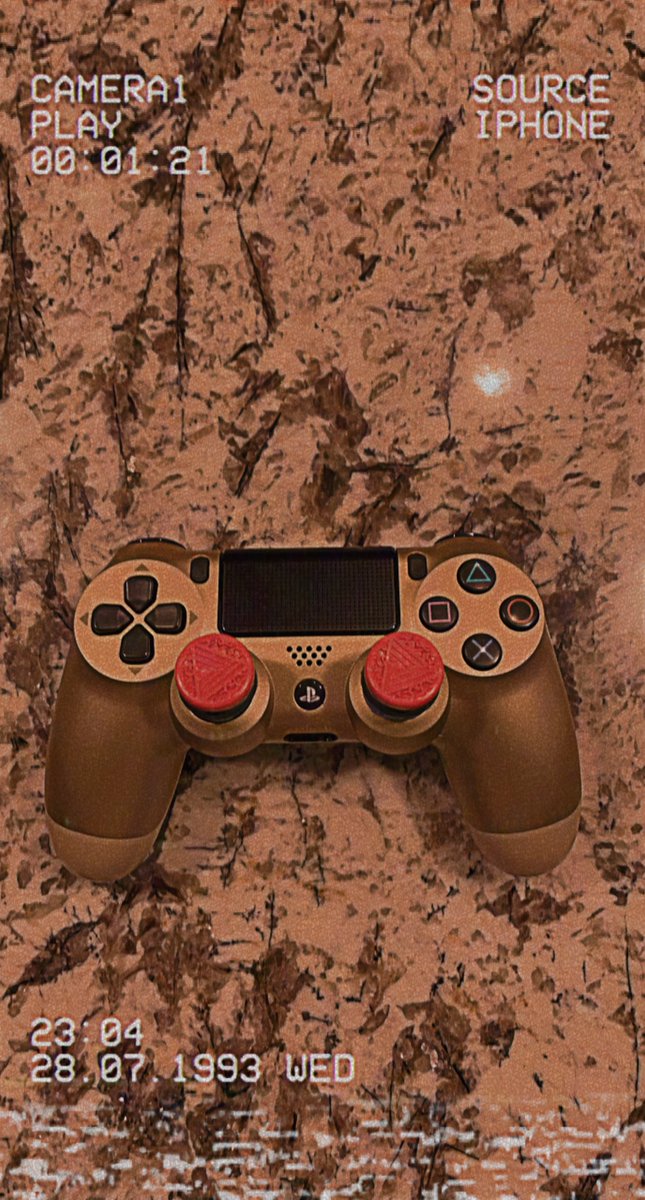 JennsGaming3's tweet photo. Ready to takeover Vanguard with my new Vanguard thumbsticks! Don’t forget to use code “JENN” you won’t regret it 🚀😈#Kontroller #KFVanguard #KFCreator https://t.co/ONtTCbwzGq