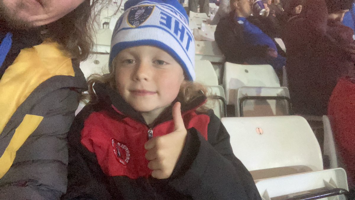 dccameron1's tweet photo. @swfc up the owls #swfc https://t.co/LhXsNUZJ2X