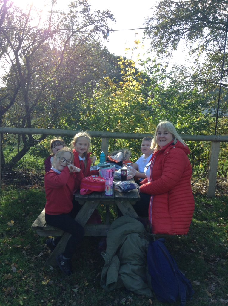 Some more photos of us enjoying our lunch!