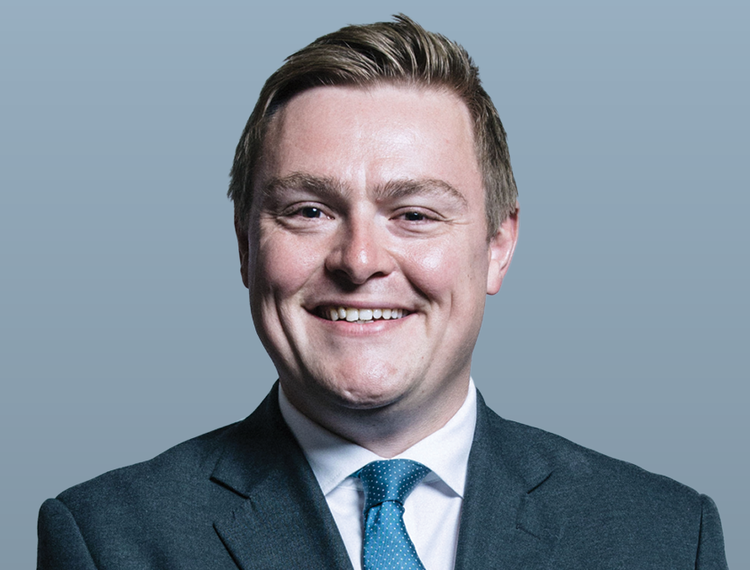 FENews's tweet photo. Will Quince launches £12 million Transformation Fund for Family Hubs: #ImplementingFamilyHubs - Children's Minister @WillQuince addresses the National Centre for Family Hubs (@AFNCCF)  Minister Will Quince speaks to family hubs conference to launch £12… https://t.co/f976KRky2h https://t.co/glC1VOpy1P