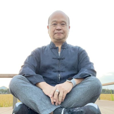 #NewProfilePic (新個人資料照片)