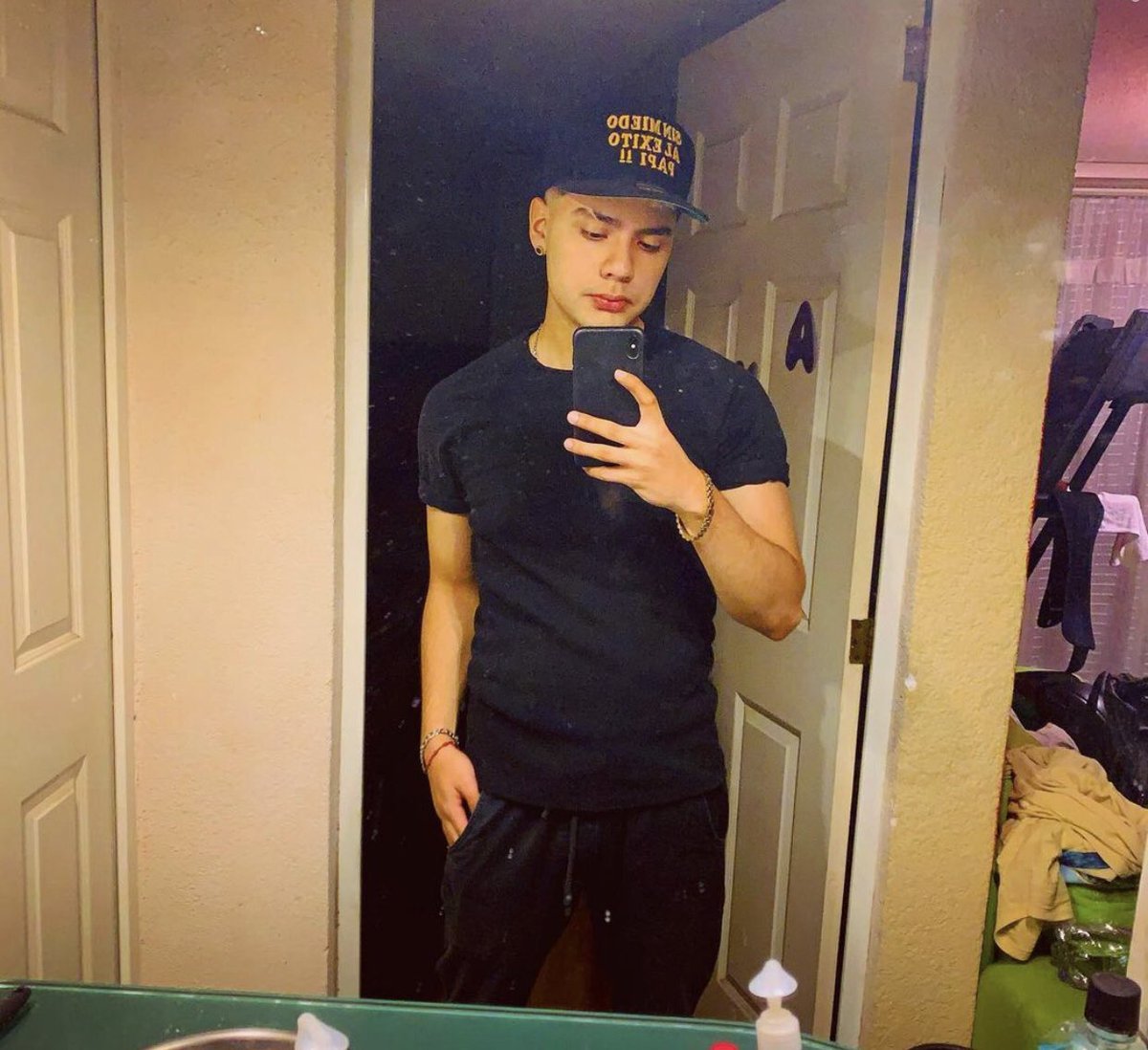 pinki cerebro tweet media