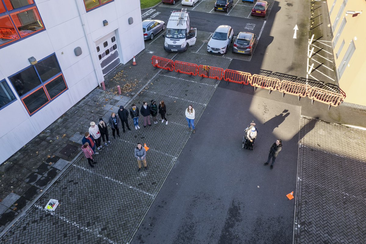 peter_britton_'s tweet image. Discussing the considerations of drone videography today with the #fdmediaproduction learners @coleggwent. We took the classroom outside for a practical demonstration of drone flight. @maria_retter #learndrone #mediacourse #dronecourse