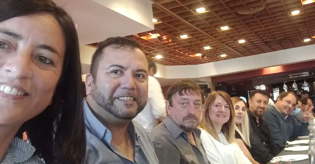 LibresPilar's tweet photo. Encuentro de candidatos y candidatas de la primera sección electoral, con Florencio Randazzo.
La #Lista508 de #VamosConVos, la opción más genuina y con mayor compromiso con el Pueblo 🤝💪

#RandazzoVaConVos
#FlorencioHaceBien https://t.co/GlRvAB0vJl