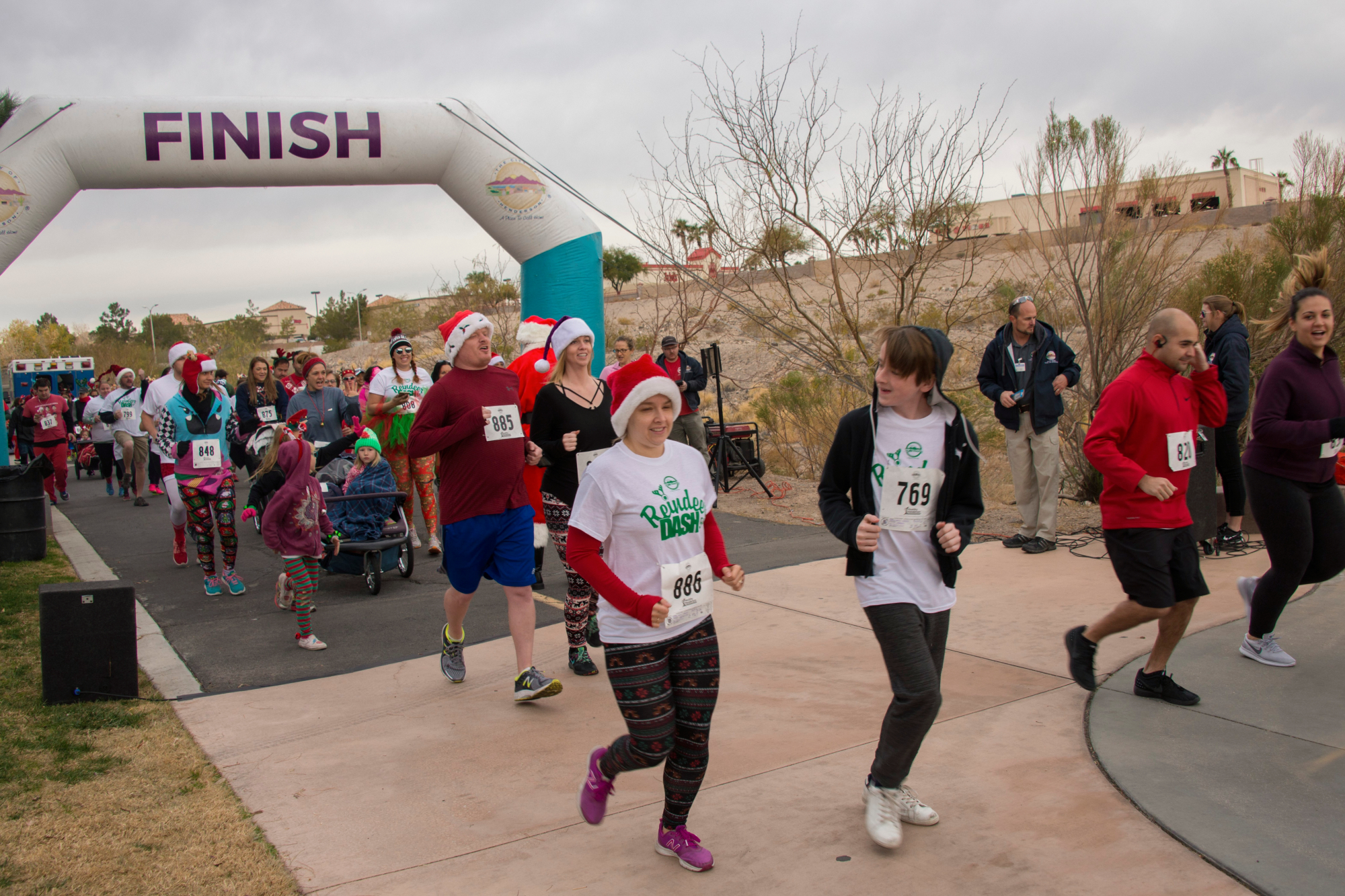 Reindeer Dash 5K Run and 1-Mile Walk