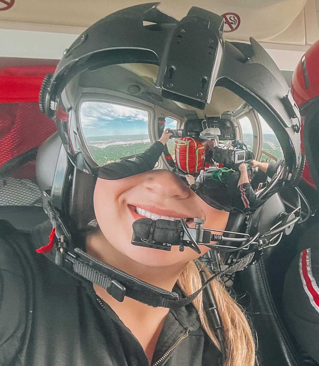 HHCHelicopter's tweet photo. @flightnureshay on TikTok shared her unboxing of her Evo 252 with over 1 million TikTok views! Thanks for sharing!
#tagustuesday #evolutionhelmets #evohelmets https://t.co/QBB0doDpby