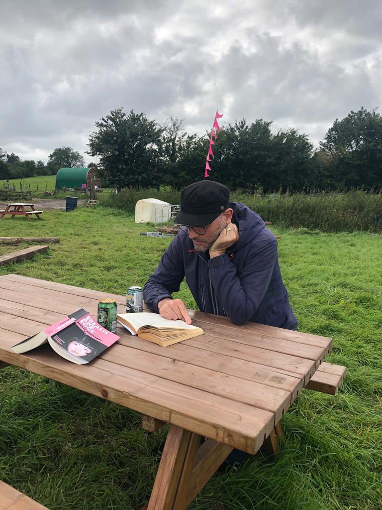 blackboughpoems's tweet photo. In 2nd 🥈 place in the #BBmicro2 #poetry #contest 🔥 Matt Gilbert 🔥 @RichlyEvocative who takes us to a creepy edgeland, a ‘broken place’ of ‘sickly yellow light’ where ‘bramble tendrils writhe’ - such immediacy & atmosphere from the Bristol-born poet. Congratulations! 💎 https://t.co/PvOLtS5c6u