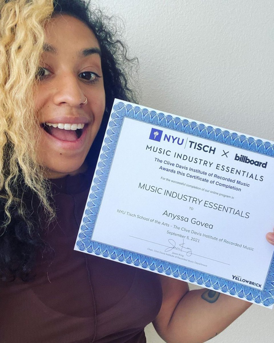 YellowbrickLrn's tweet photo. Anyssa @nyssa.music completed the #MusicU course in six months "#soicould learn more about the music industry - specifically production, marketing, and how to push myself to be a more creative &amp; self-reflective artist." Congrats! 🎉 https://t.co/XJTyR83vAZ