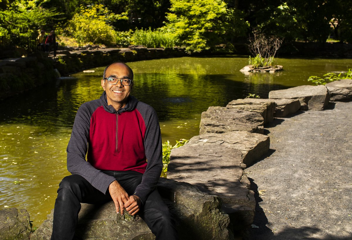 Penn Bioengineering (@pennbioeng) on Twitter photo Vijay Balasubramanian, Professor in <a href="/physatpenn/">Penn Physics and Astronomy</a> & member of the #PennBioengineering Graduate Group, is designing a new model for how the brain discerns unique odors:
#physics #neuroscience #bioengineering #biomedicalengineeringv
beblog.seas.upenn.edu/a-new-model-fo… Vijay Balasubramanian, Professor in <a href="/physatpenn/">Penn Physics and Astronomy</a> & member of the #PennBioengineering Graduate Group, is designing a new model for how the brain discerns unique odors:
#physics #neuroscience #bioengineering #biomedicalengineeringv
beblog.seas.upenn.edu/a-new-model-fo…