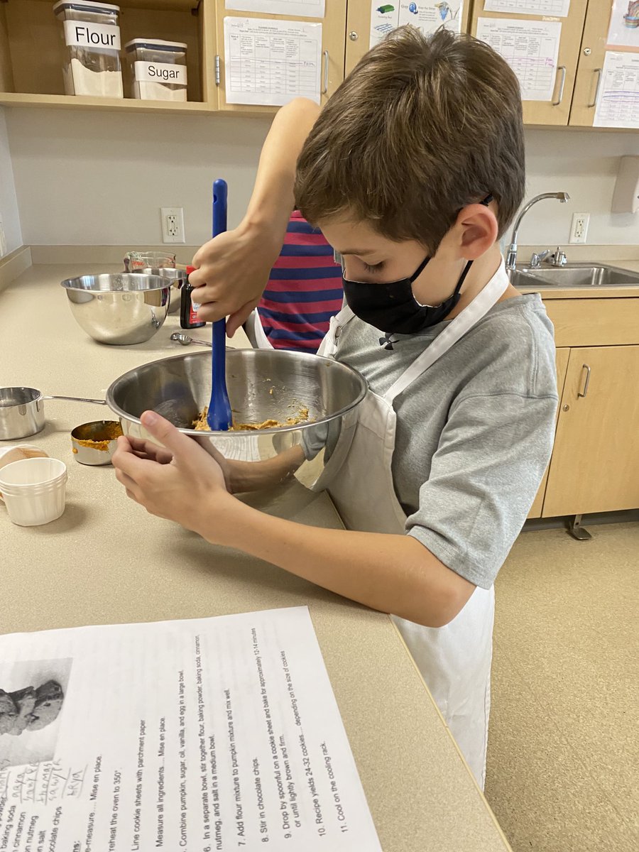 Nora Harnett tweet media