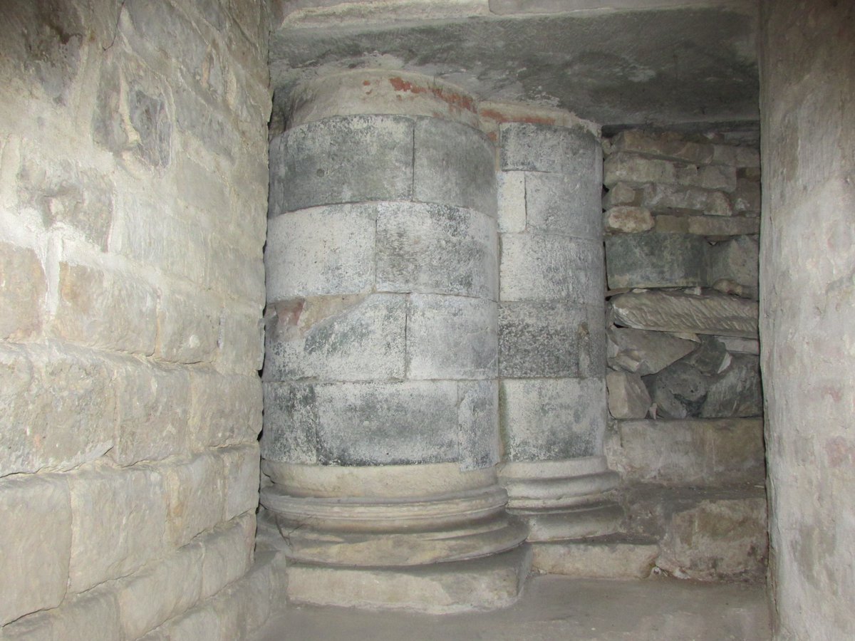 MeganHenvey's tweet photo. With the original form of the building dating to the 11th C – floor mosaics of which are housed at the Bargello (another day!) – today’s treat is the Basilica Sta Trìnita. Bursting with amazing art, the fun begins in the crypt where the column capitals are original. #AChurchADay https://t.co/zrsTXteOem