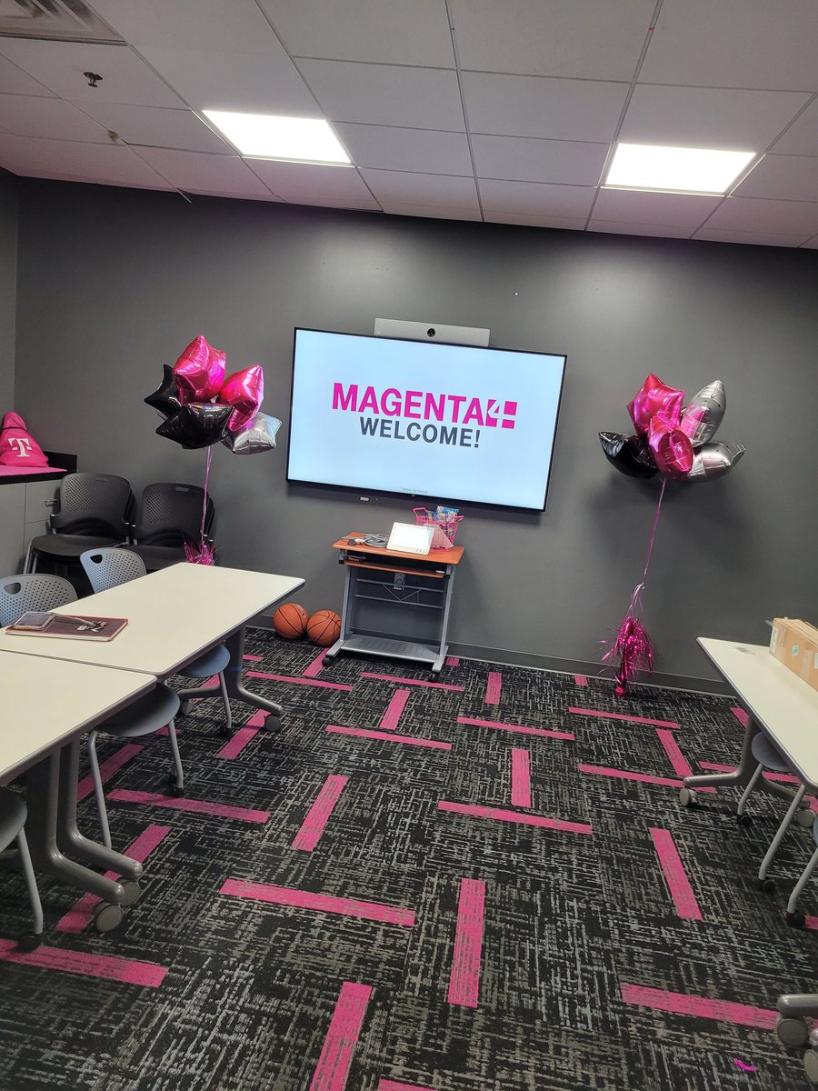 TarashaWright's tweet image. Magenta4 is backkkk!! Today Augusta DomiNation SLT celebrated and welcomed our 2nd M4 Cohort! Future Managers ready to take their development to the next level! @candymitchell06 @RachRo03 @RodariAndre @jasminedreams @Drew_Williams00 #famousfordevelopment