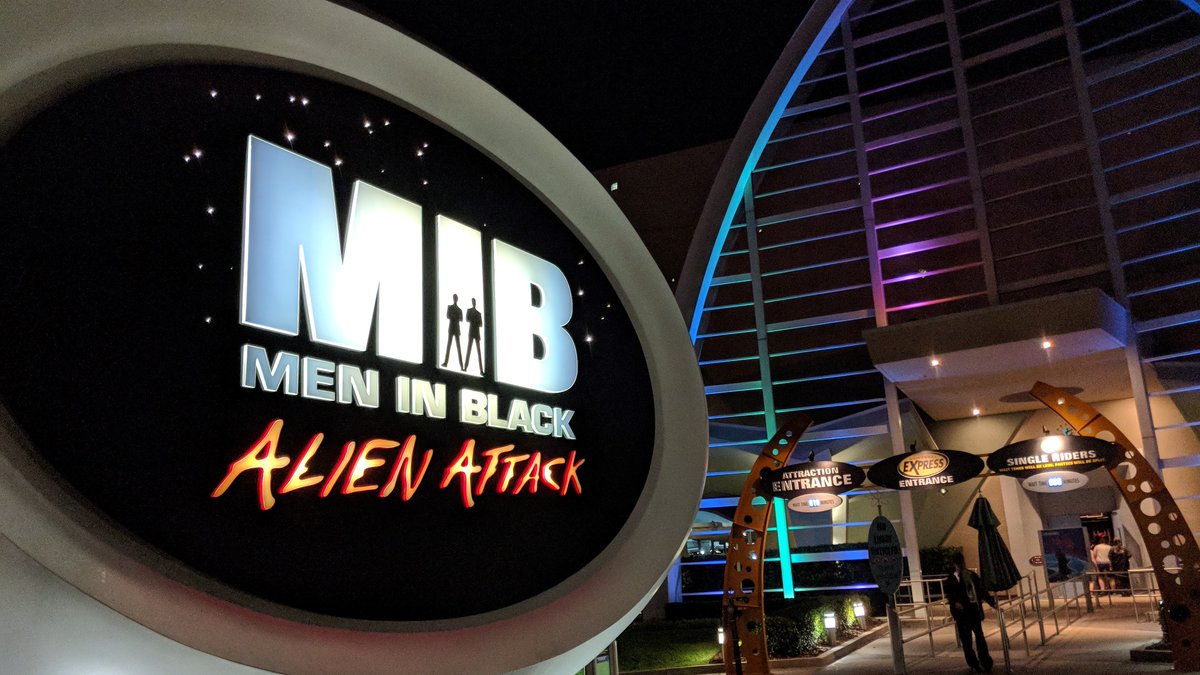 _ThemeSeekers's tweet photo. This week's Attraction Spotlight goes to Men In Black: Alien Attack at @UniversalORL! Who else loves this interactive shooter dark ride? 👽🔫
#meninblack #meninblackalienattack #universalstudios #universalstudiosflorida #universalorlando #universalorlandoresort https://t.co/sPxHCA3H9c