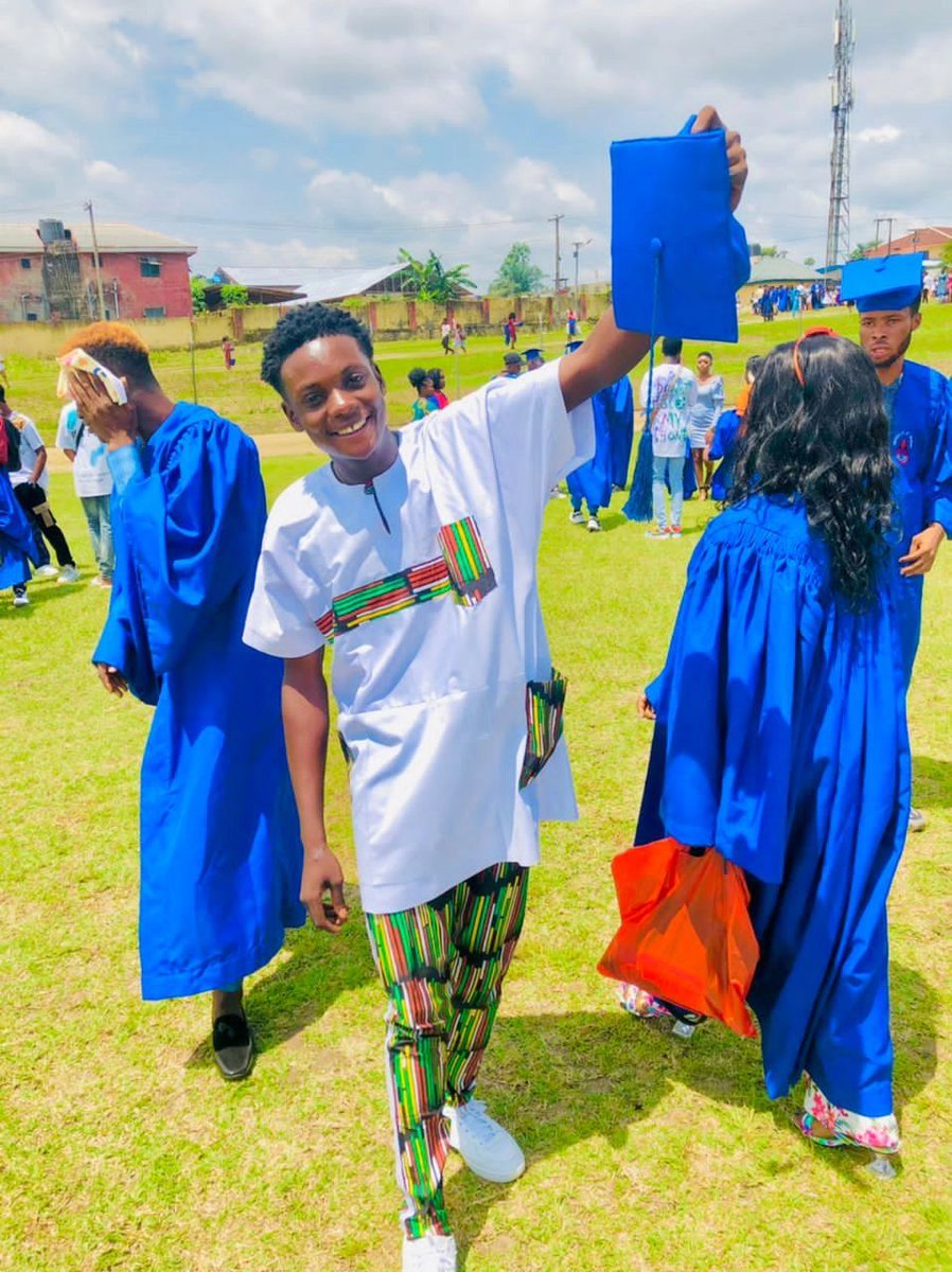 ChiStemToysInc1's tweet photo. Today we would like to give recognition once again to Wisdom, one of our scholarship holders. Through  Chi Stem Toys Foundation he was able to pay off his university fees and officially become a  college student.
-------------------
To Support: 
https://t.co/7AKaLBP1JO https://t.co/llnlhIibOk