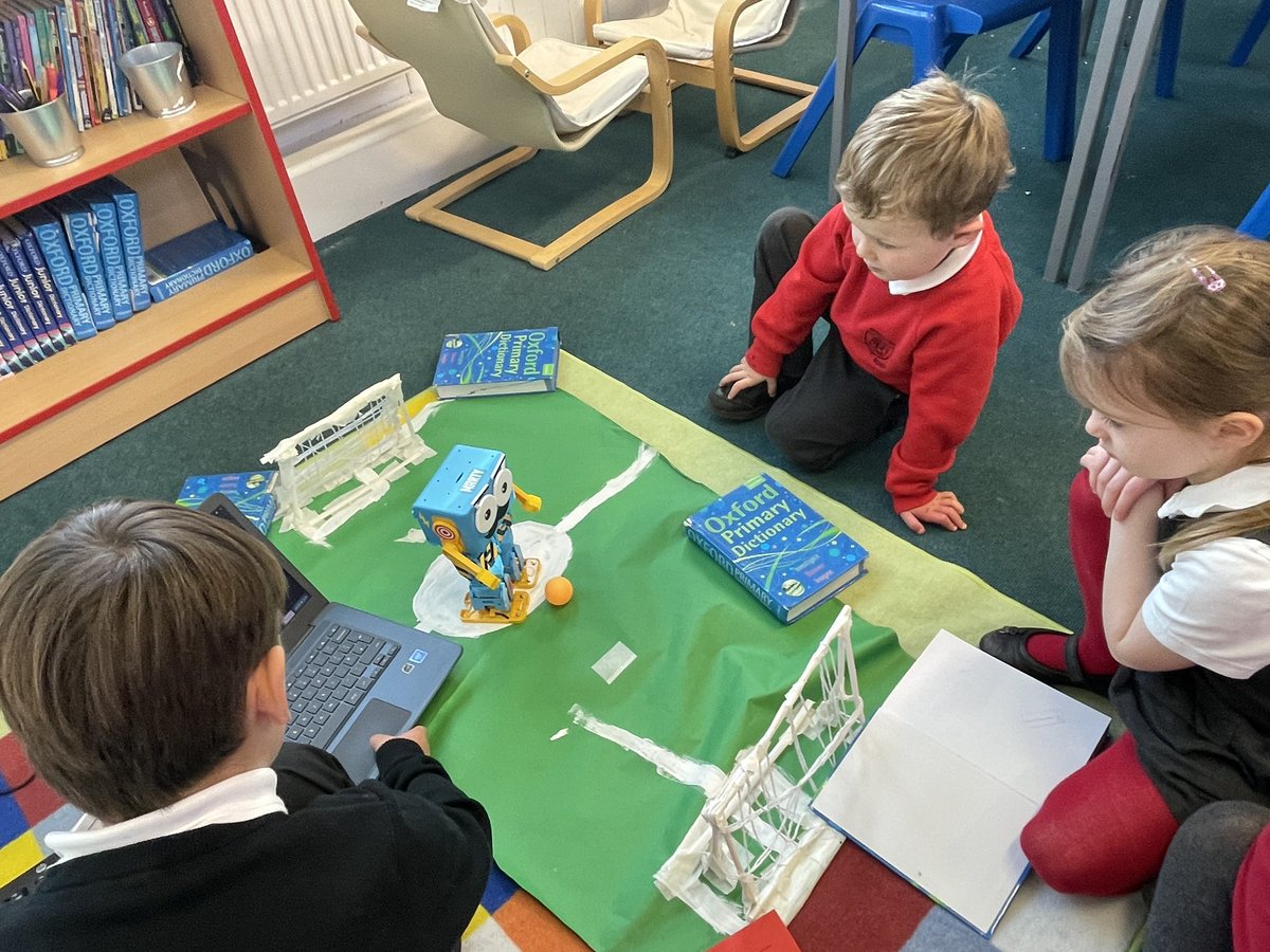 OrmistonPrimary's tweet photo. P5 were fantastic Digital Leaders today when they were teaching P1 about #MartyTheRobot.  P1 were very excited and loved having a go themselves.  @DigiLeader_Scot #DigiLeaderLearn https://t.co/mVNSK4LAyI