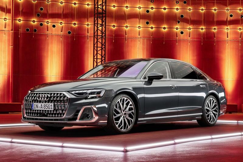 Новые ауди 2024 года. Ауди а8 2022. Audi a8l 2022. Новая Audi a8 2022. Audi a8l 2021.