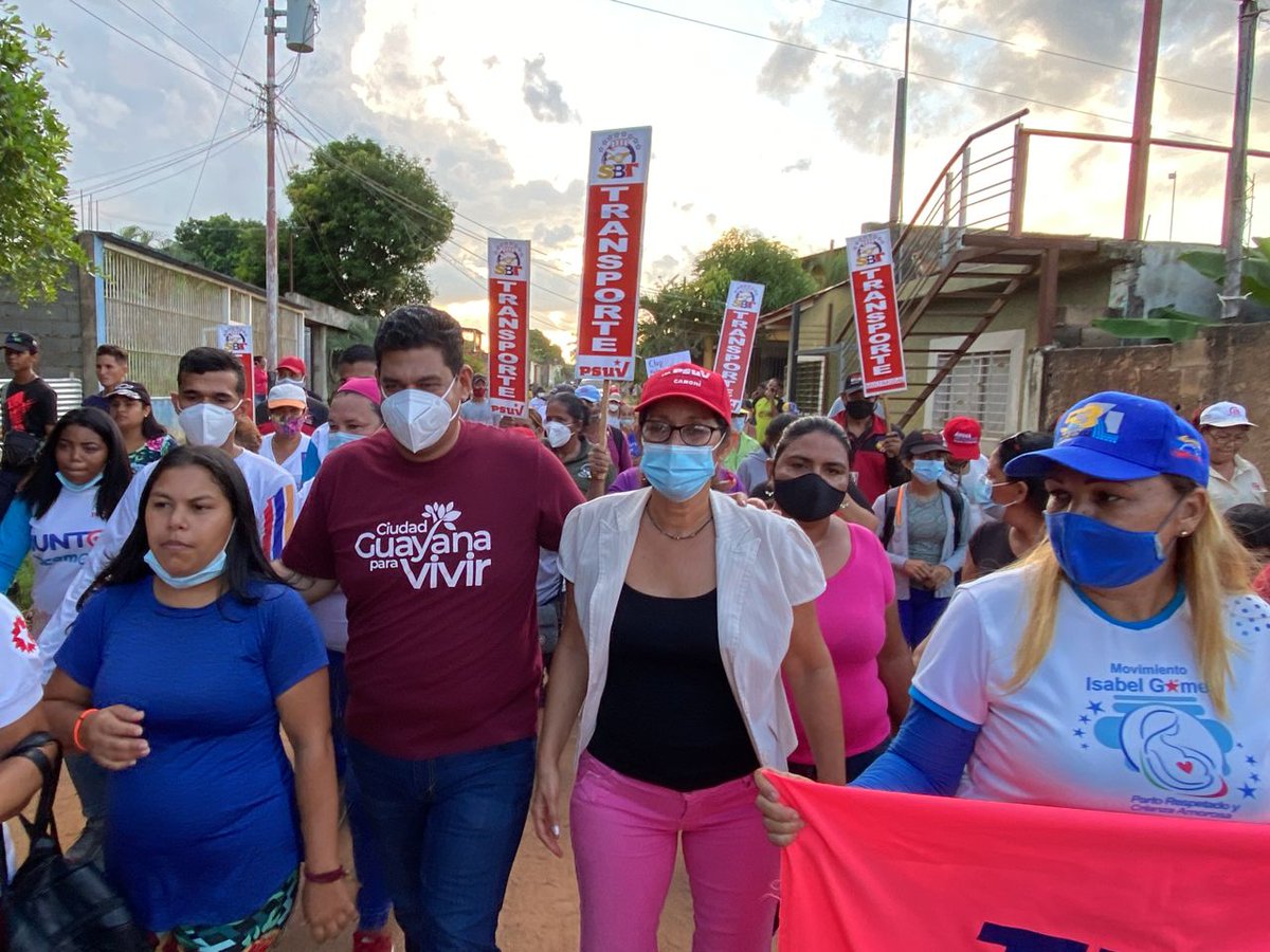 OviedoPSUV's tweet photo. Y este 21 de noviembre vamos todos en perfecta unidad, a elegir a Ángel Marcano como gobernador y darle continuidad al proyecto de la Ciudad Guayana para vivir.

#Infocentro21Años
#VamosCiudadGuayana https://t.co/Apw35yk71O