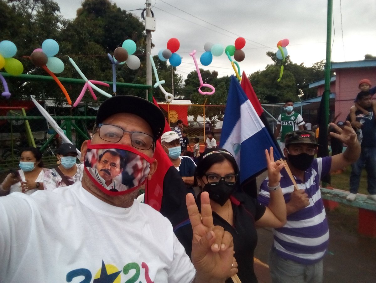 Vamos con Daniel, hasta el final.
Porque somos sandinistas y eso nadie nos lo puede quitar.
Este 7 de noviembre
Votaremos juntos en la casilla 2 del FSLN.
Con #DanielYRosario2021en
#UnidadParaLaProsperidad 
#TodosLosTriunfosSonDelPueblo
