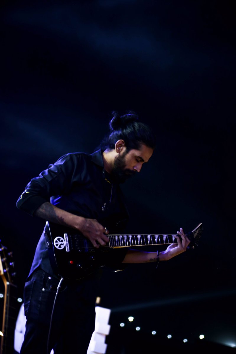 wilfredclint0n's tweet photo. It was a great performance at Gohar Villas.
.
#WilfredClintonOfficial #guitarist #performer #gig #live #concert #performance #goharvillas #harjaga #atifaslam #ahmedjhanzeb #alinaveed #teamAlinaveed #natashabaig #musician #artist #sceneon https://t.co/2qTHXJo04o