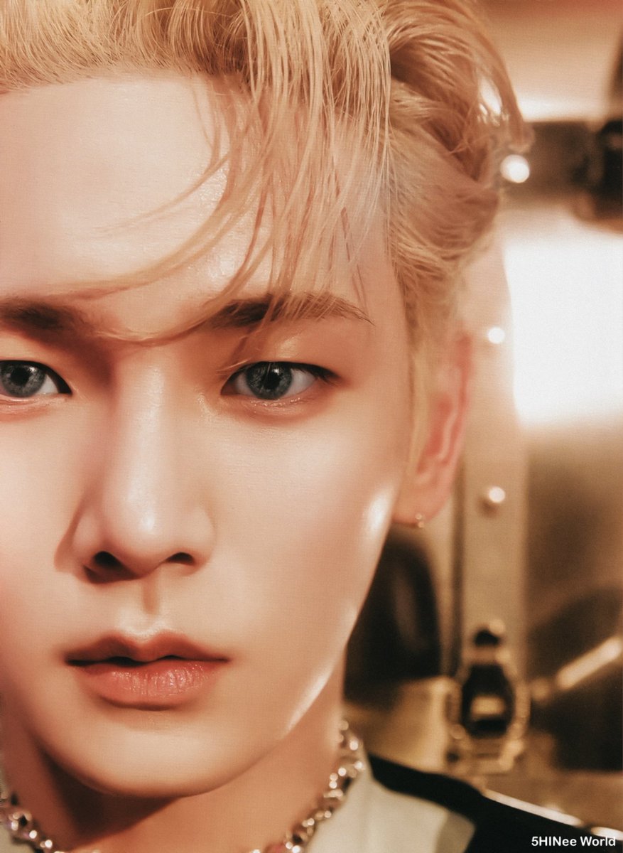 [SCAN] SHINee KEY ~ [BAD LOVE] 1st Mini Album ~ Photobook B version [BOX SET VERSION] thread #SHINee #샤이니 #Key #키 #KEY_BADLOVE 

PHOTO ALBUM 👉🏻 dropbox.com/sh/citef83kacp…