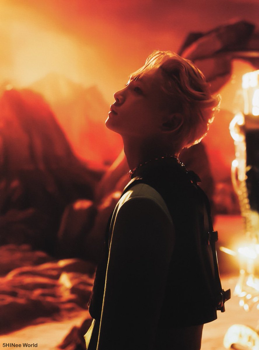 supernoona_TM's tweet photo. [SCAN] SHINee KEY ~ [BAD LOVE] 1st Mini Album ~ Photobook B version [BOX SET VERSION] thread #SHINee #샤이니 #Key #키 #KEY_BADLOVE 

PHOTO ALBUM 👉🏻 https://t.co/auep9hZgvp https://t.co/PiV9JSbB2X