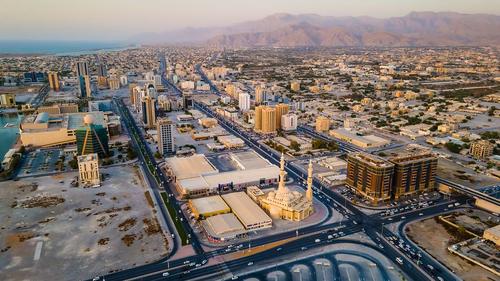 Limportant_fr's tweet image. A Dubaï, une des villes les plus chaudes de la planète: une station de ski couverte, maintenue à -2°C limportant.fr/infos-planete/… #Planète