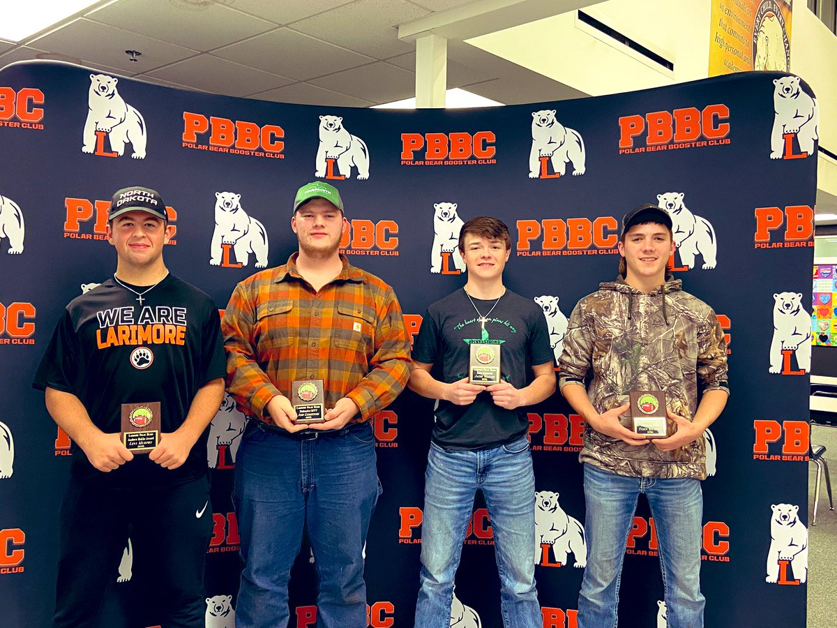 Larimore_FB's tweet photo. 🐾 2021 FB Awards Night 🐾

🏆Seniors
🏈Team Awards
🐾Core Value Awards
📚Academic All-Region https://t.co/JE3D8WuPn2