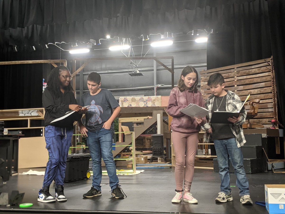These students from <a href="/DirectorJDavis/">Josh Davis</a> #adownhomechristmas cast have been putting in the work for 3 great upcoming performances on December 2nd,3rd, and 4th #themount