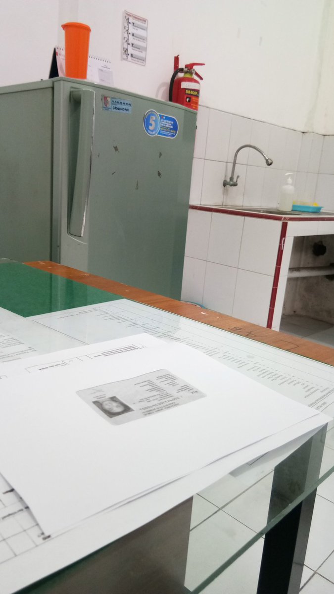 IwankusumaNdut's tweet photo. kayae iso dieksekusi iki cung tensine dah turun mugi lancar jaya
#vaksinasi 
#indonesiabebascovid 
#bulannovember https://t.co/SPmxWq4aKu