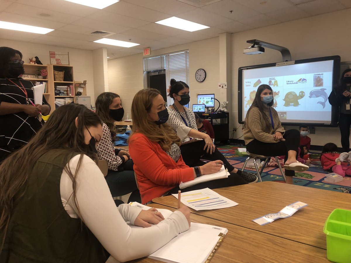 ApWmes's tweet image. Today at WMES, the kindergarten and grade 1 teams observed model lessons during a literacy lab site with our Lavinia partner. #WMES #wolvesatwork @BSimonMCPS @FranAvilaMil1er