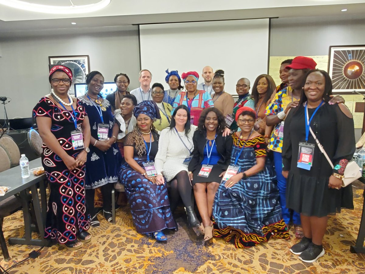 atanga_lilian's tweet photo. Women largely represented @CoalitionFDN retreat in Toronto from Armed groups to civil society seeking 4 peaceful solutions #endanglophonecrisis #SouthernCameroons @cwjroberts @CanadaCameroon @wphfund @UKinCameroon @USIP @Snwot4 https://t.co/dss2qXjnpk