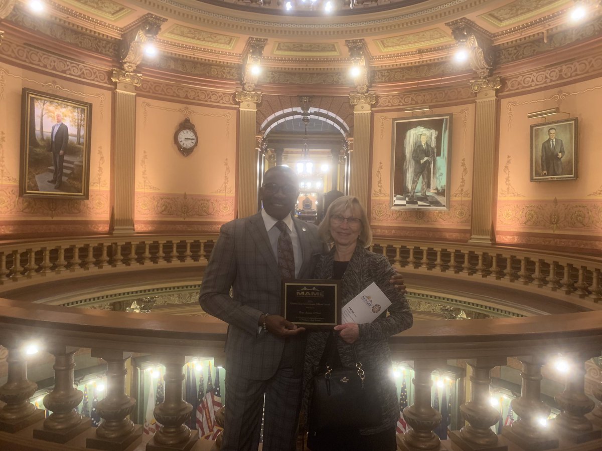 Traveled to Lansing today to present <a href="/AmosONeal1/">Amos O'Neal</a> with the @michiganmame Outstanding Govt Official Award. We are thankful for Rep. O’Neal’s commitment to literacy and equitable access to school libraries #MISchoolLibraries