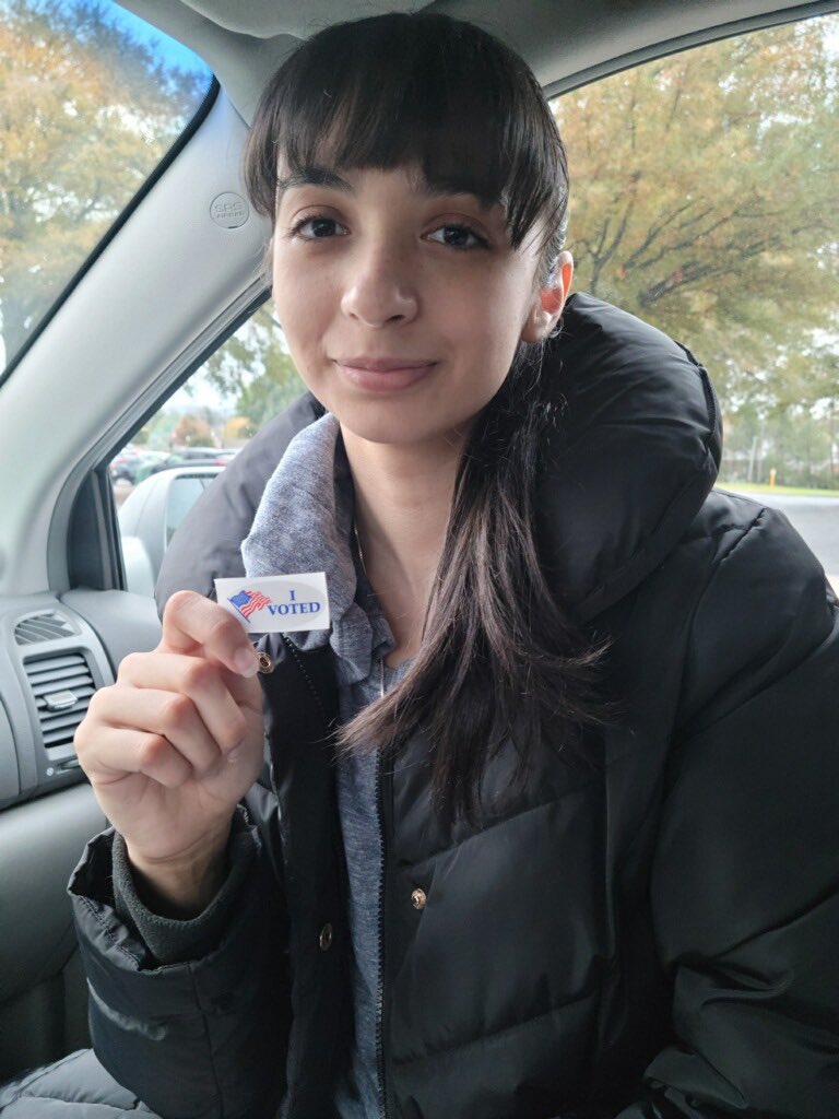 MahgdalenRose's tweet photo. So Excited To Have Just Voted For @GlennYoungkin & Republicans Down Ballot! If You Live In Virginia Make Sure To Go Out & Vote For #GlennYoungkin & Republicans Down Ballot! Do It Before The Polls Close!
#ElectionDay #VirginiaElection2021 #VoteRedVirginia #Youngkin #virginiavotes https://t.co/Z9U5QTZSQ6