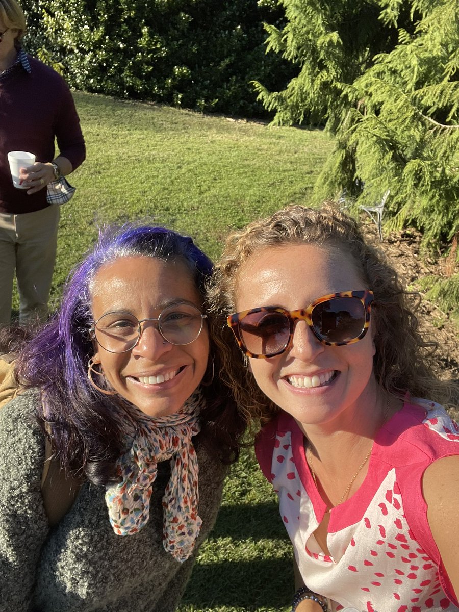 ARTwithJessica's tweet photo. Such a fun night with Teacher Leaders @SmithGilbertGA We loved walking the garden and learning SO MUCH. All of the Fine Arts + STEM synergy was incredible! @CobbVisualArts @CobbPerforms #cobbsteam #steam @STEMsally https://t.co/GCBjYulPMR
