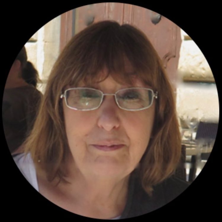 blackboughpoems's tweet photo. 🎉 In joint 1st 🥇 place in our #BBmicro2 #poetry #contest, West Wales-based poet Kathy Miles @Kathym974 with an utterly compelling #micropoem 💎 🎈
Kathy’s won the @BridportPrize & @PENfroBookFest prize and is widely published, recently with ‘Bone House’ @IndigoDreamsPub 🎊 🏴 https://t.co/lILSzSkWZ4