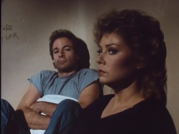 jeansmartcaps's tweet photo. Maximum Security (1985) https://t.co/S6slBaxoOl