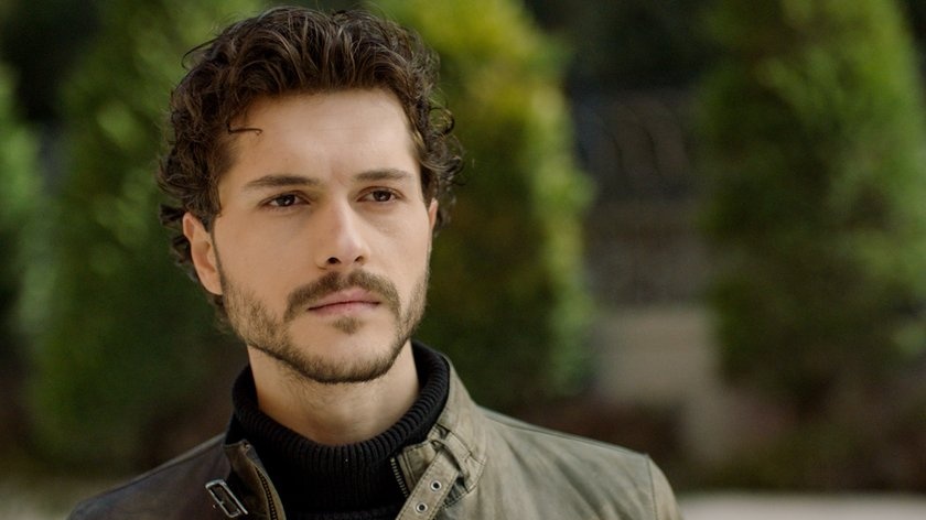 Peyton_OTH's tweet photo. He tenido la suerte de disfrutar de su maravillosa actuación en tres series y tengo pendiente una cuarta. No solo es un brillante actor, además es una gran persona que desprende luz.

Sé feliz siempre ❤️

İyi ki varsin

İyikiDoğdun AlperenDuymaz https://t.co/zaa353NkNt